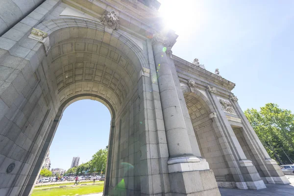 Puerta Alcalá Gran Monumento Los Monarcas Españoles Madrid España Europa —  Fotos de Stock