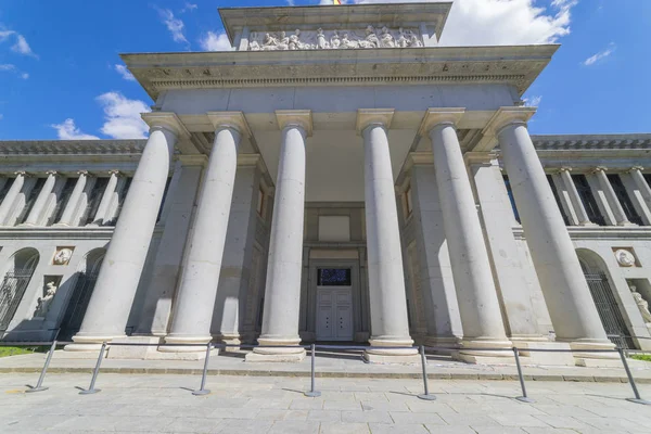 Madrid España Mayo 2018 Entrada Del Museo Del Prado Con —  Fotos de Stock