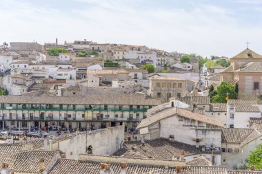 Chinchon. Madrid, 14 Nisan 2017. İspanya. Ortaçağ market, Plaza de Chinchon nerede pazar geliştirilen