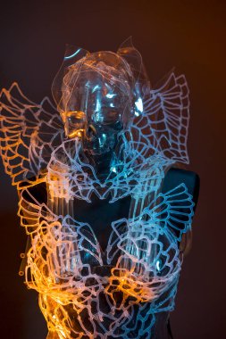 Kristal Kafatası kostüm, termoplastik ve sanatsal modelleme malzemeden Gotik ve karanlık tasarım