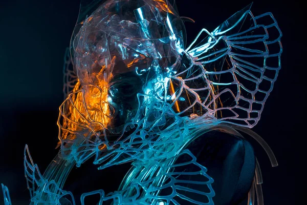 Kristal Kafatası Kostüm Termoplastik Sanatsal Modelleme Malzemeden Gotik Karanlık Tasarım — Stok fotoğraf