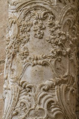 geliştiği, süs eşyaları ve Gotik tarzı, İspanyol Antik Sanat Heykel Sergisi