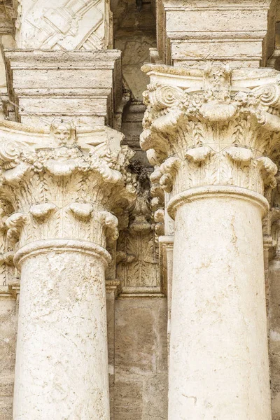 Ornamentos Esculturas Estilo Gótico Arte Antiguo Español — Foto de Stock