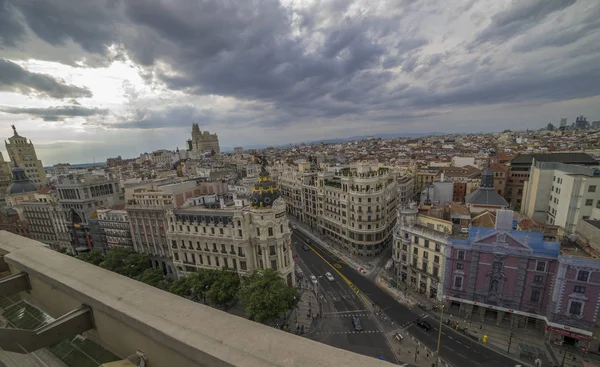 Madrid Spanje Cityscape Boven Gran Winkelstraat Reizen Spanje Tijdens Zonsondergang — Stockfoto