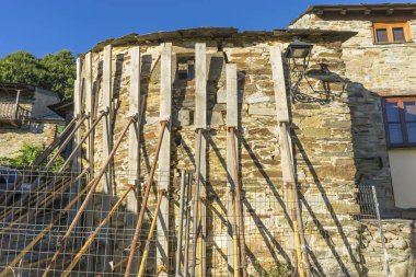 yeniden eski taş repopulation İspanya Zamora il içinde antik köy için evler.