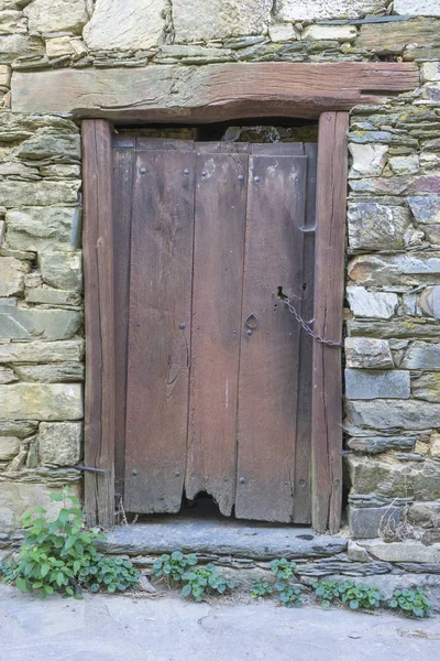 Grunge Deur Houten Stenen Huizen Provincie Zamora Spanje — Stockfoto