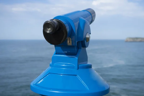 Coin Operated Verrekijker Zomer Strand Toeristische Scène Spanje — Stockfoto