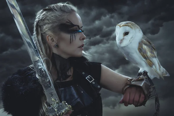 Beautiful White Owl Viking Blonde Woman Shield Sword Braids Her — Stock Photo, Image