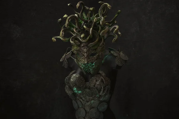 Cosplay Medusa, creature of Greek mythology. pieces made by hand with goldsmiths and metals such as gold and copper. wears a helmet of green and gold snakes