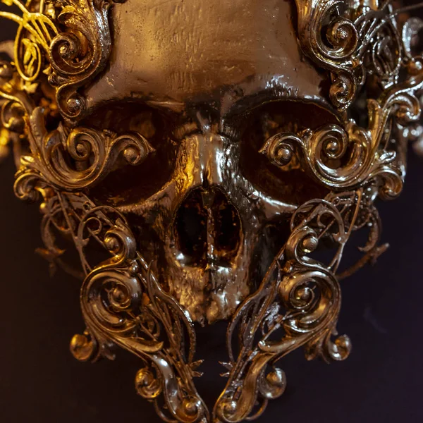 Oro Cráneo Dorado Hecho Con Impresora Pieza Gótica Decoración Para —  Fotos de Stock