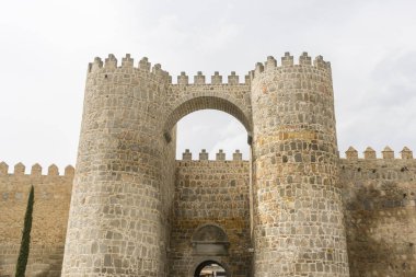 Castilla y Len Avila şehrinin duvarları, İspanya. Müstahkem ortaçağ şehri 