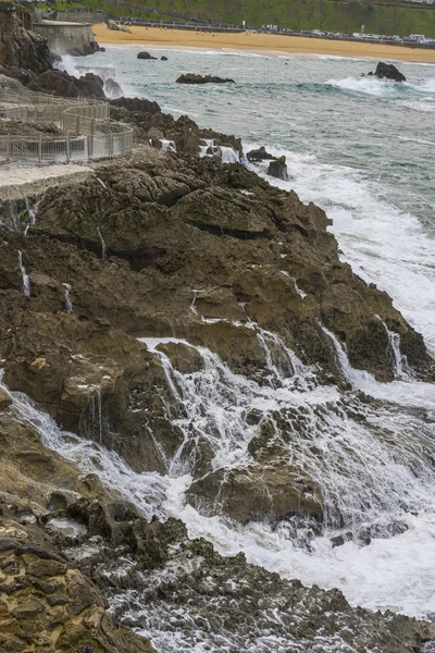 Razende Woedende Zee Breken Tegen Rotsen Cantabrische Zee Het Noorden — Stockfoto