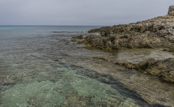 Maiorca Águas Turquesa Calmas Mar Mediterrâneo Cenas Férias Com Uma — Fotografia de Stock