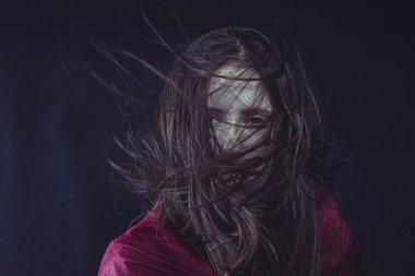 Ergenlik, gençlik sorunları, depresyonlar ve kişinin psikolojisindeki değişiklikler, depresyon kavramı