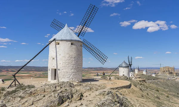 Yel Değirmenleri Toledo Şehrinde Consuegra Buğday Arpa Tahıl Öğütmek Için — Stok fotoğraf