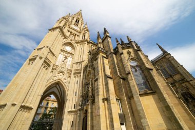 İspanya 'nın Bask Bölgesi, San Sebastian şehrindeki Buen Pastor Katedrali.