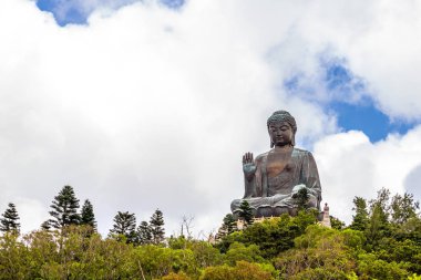 Tian Tan Buddha, büyük Budda, muazzam Tian Tan Buda Hong Kong Po Lin manastırda. Dünyanın en yüksek açık oturmuş bronz Buda Nong ping 360 bulunmaktadır..