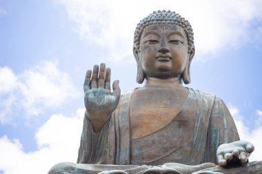 Tian Tan Buddha, büyük Budda, muazzam Tian Tan Buda Hong Kong Po Lin manastırda. Dünyanın en yüksek açık oturmuş bronz Buda Nong ping 360 bulunmaktadır..