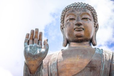 Tian Tan Buddha, büyük Budda, muazzam Tian Tan Buda Hong Kong Po Lin manastırda. Dünyanın en yüksek açık oturmuş bronz Buda Nong ping 360 bulunmaktadır..
