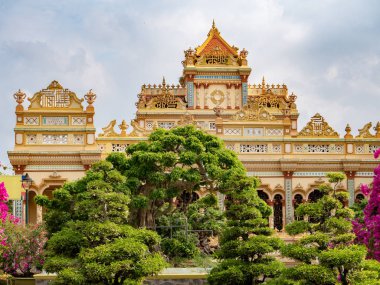 My Tho, Vietnam'daki Vinh Trang Tapınağı