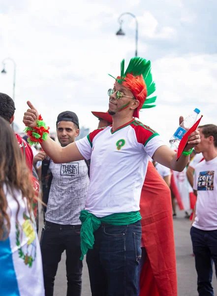 Fas futbol hayranı, 2018 Dünya Kupası Rusya ile renk Iroquois