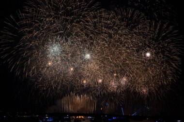 Beyaz havai fişek gösterisi, Scarlet yelken şenlik Sankt Petersburg, Rusya