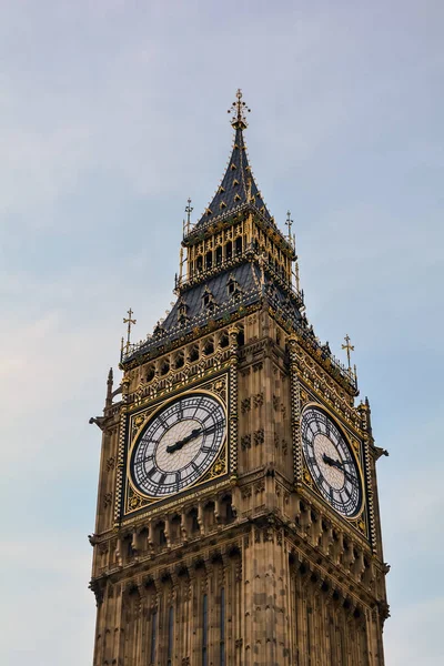 Una Vista Del Famoso Punto Referencia Neogótico Londres Torre Del —  Fotos de Stock