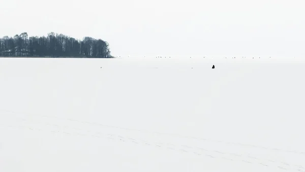 Зимняя Рыбалка Озере Природный Фон Минималистский Стиль Живописный Вид Воздуха Стоковое Изображение