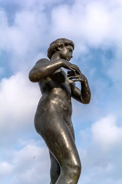 Black Statue Naked Female Blue Sky Montjuic Castle Top Montjuic — Stock Photo, Image