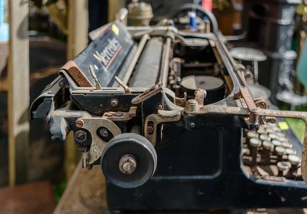 Daugavpils Latvia July 2017 Old Rusty Vintage Mercedes Typewriter Closeup — Stock Photo, Image