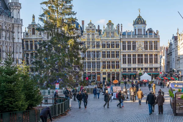 Брюссель Бельгия Декабря 2018 Года Туристы Знаменитой Площади Гран Плас — стоковое фото
