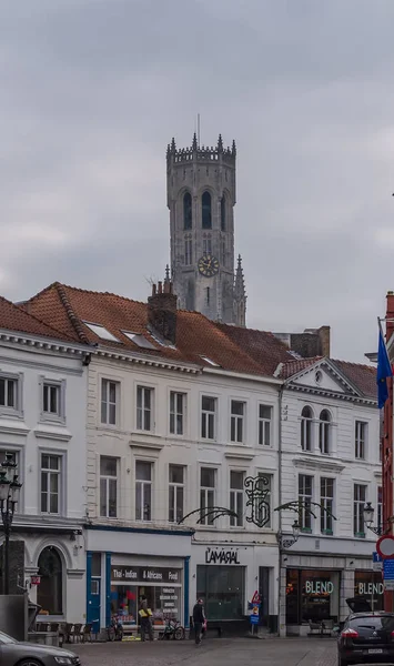 Bruges Belgio Dicembre 2018 Vecchia Strada Bruges Con Sullo Sfondo — Foto Stock