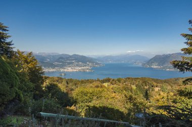 Lake Maggiore, İtalya, İsviçre doğru seyir kuzeyde Şubesi