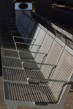 Bina mimari ve insanlar bir acele ve Ayrıntılar için tren tipik İstasyonu