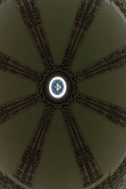 cepheler, kilise, kiliseler ve göl lago maggiore adlı ticino şehirlerin mimarisi