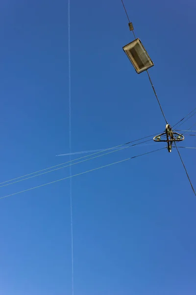 Cables Jet Senderos Verano Cielo Soleado — Foto de Stock