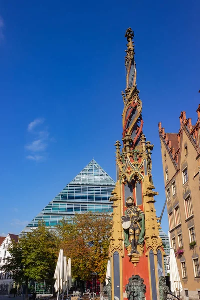 Fuente Histórica Ciudad Ulm Cerca Casa Ciudad Lugar Turístico Llamado — Foto de Stock