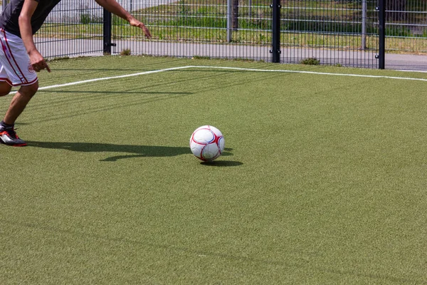 Amateur Voetbalspeler Zonnige Dag Zuid Duitsland — Stockfoto