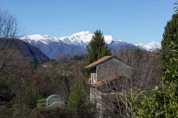 Piękny Widok Piemonckie Wiosek Jeziora Lago Maggiore — Zdjęcie stockowe