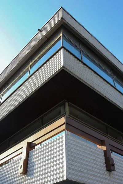 Office Building Facade Blue Sky Windows — Stock Photo, Image