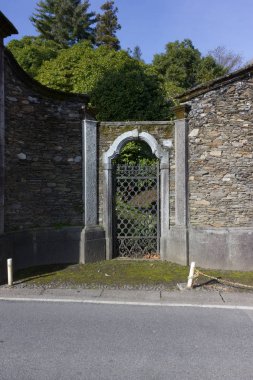 göl, bina ve manzara bahar