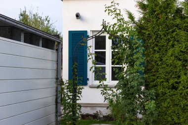 Yaz akşam Güney Almanya'da mimari detaylar.