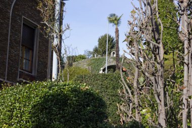 göl, bina ve manzara bahar