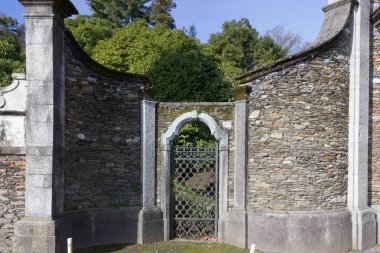 göl, bina ve manzara bahar