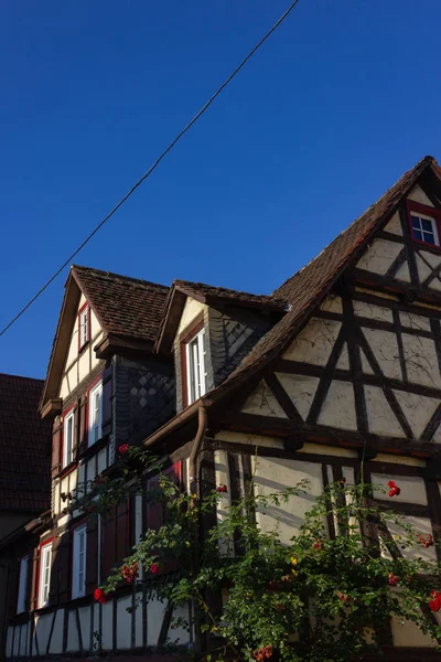 Sfondo Architettonico Sulla Soleggiata Mattina Estate Nella Città Tedesca Meridionale — Foto Stock