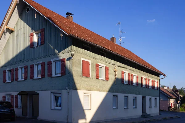 Holzarchitektur Ansicht Sommerabend Süddeutschland — Stockfoto