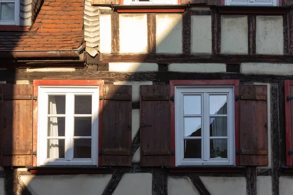 Fond Architectural Sur Matinée Ensoleillée Été Dans Ville Sud Allemagne — Photo