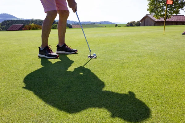 Jogar Golfe Dia Verão Gramado Verde Sul Alemanha — Fotografia de Stock