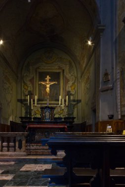 cepheler, bitkiler ve göl lago maggiore adlı ticino şehirlerin mimarisi