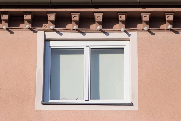 Haziran Ayında Güney Almanya Çok Güneşli Bir Günde Cepheler Windows — Stok fotoğraf